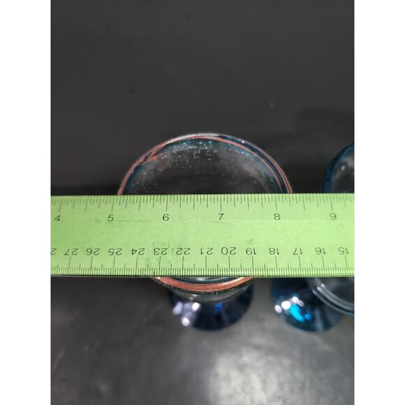 Mexican Handblown Wine Goblets, Clear Glass with Aqua Blue‎ Rim, Stem, Set of 2 - Picture 7 of 10